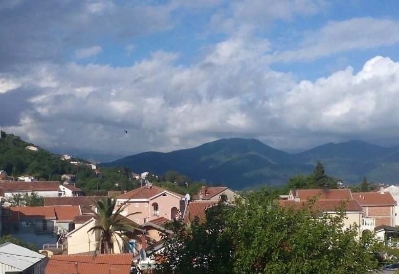 Duplex stan sa pogledom na more u Baošićima — Crna Gora