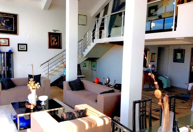 Luxusvilla in Utjeha zu verkaufen – 475 m², Strandjuwel — Montenegro