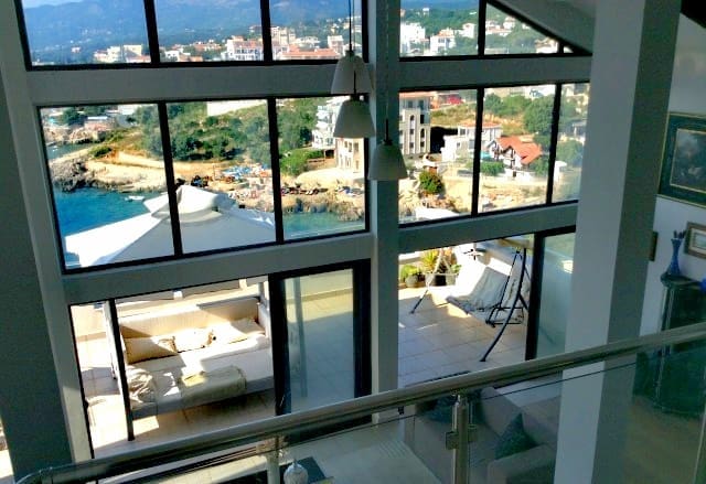 Luxusvilla in Utjeha zu verkaufen – 475 m², Strandjuwel — Montenegro