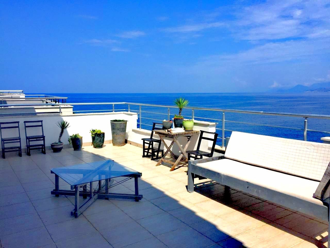 Luxusvilla in Utjeha zu verkaufen – 475 m², Strandjuwel — Montenegro