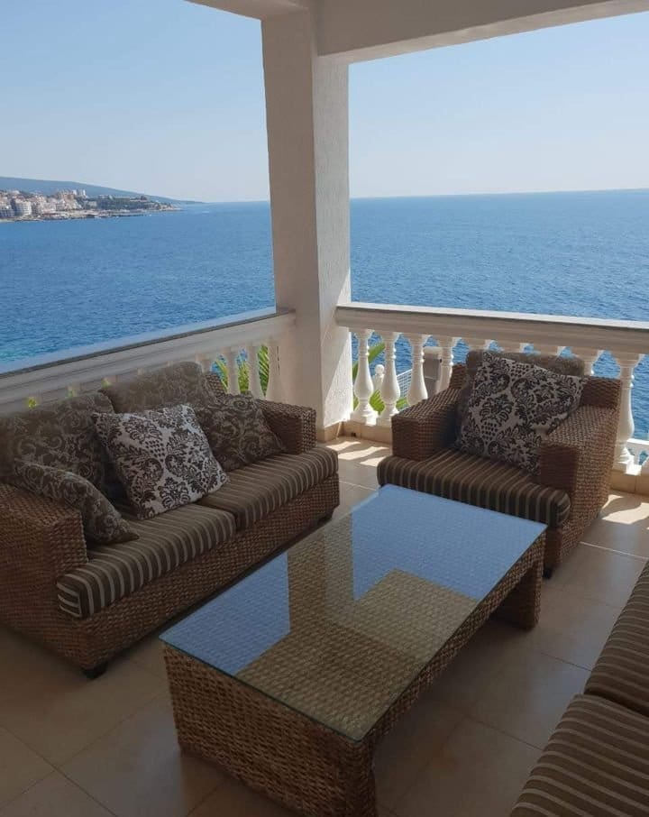 montenegro-real-estate-com For sale waterfront villa with swimming pool — Montenegro, Montenegro