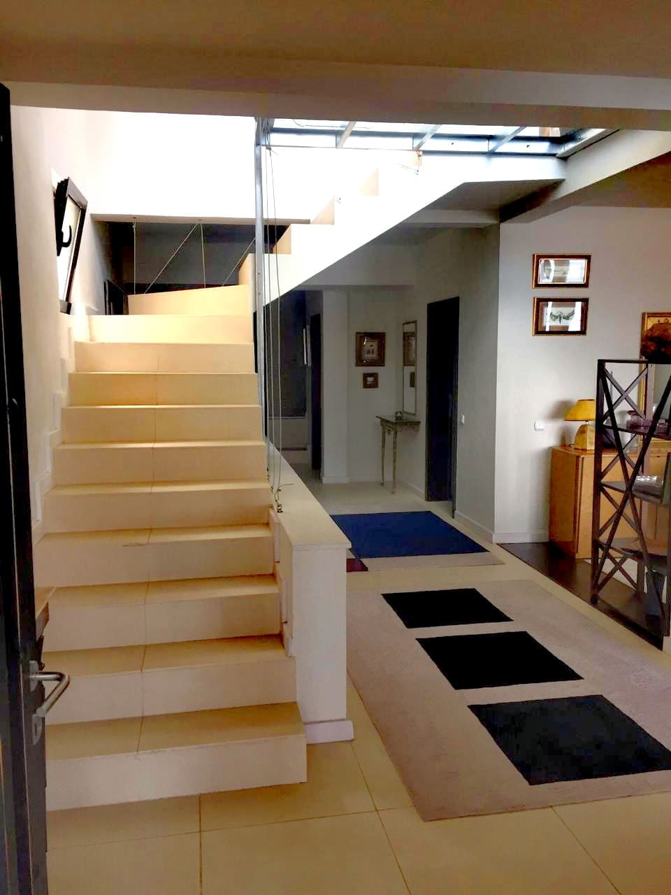 Luxusvilla in Utjeha zu verkaufen – 475 m², Strandjuwel — Montenegro