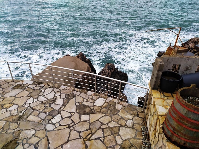 For sale waterfront villa with swimming pool — Montenegro