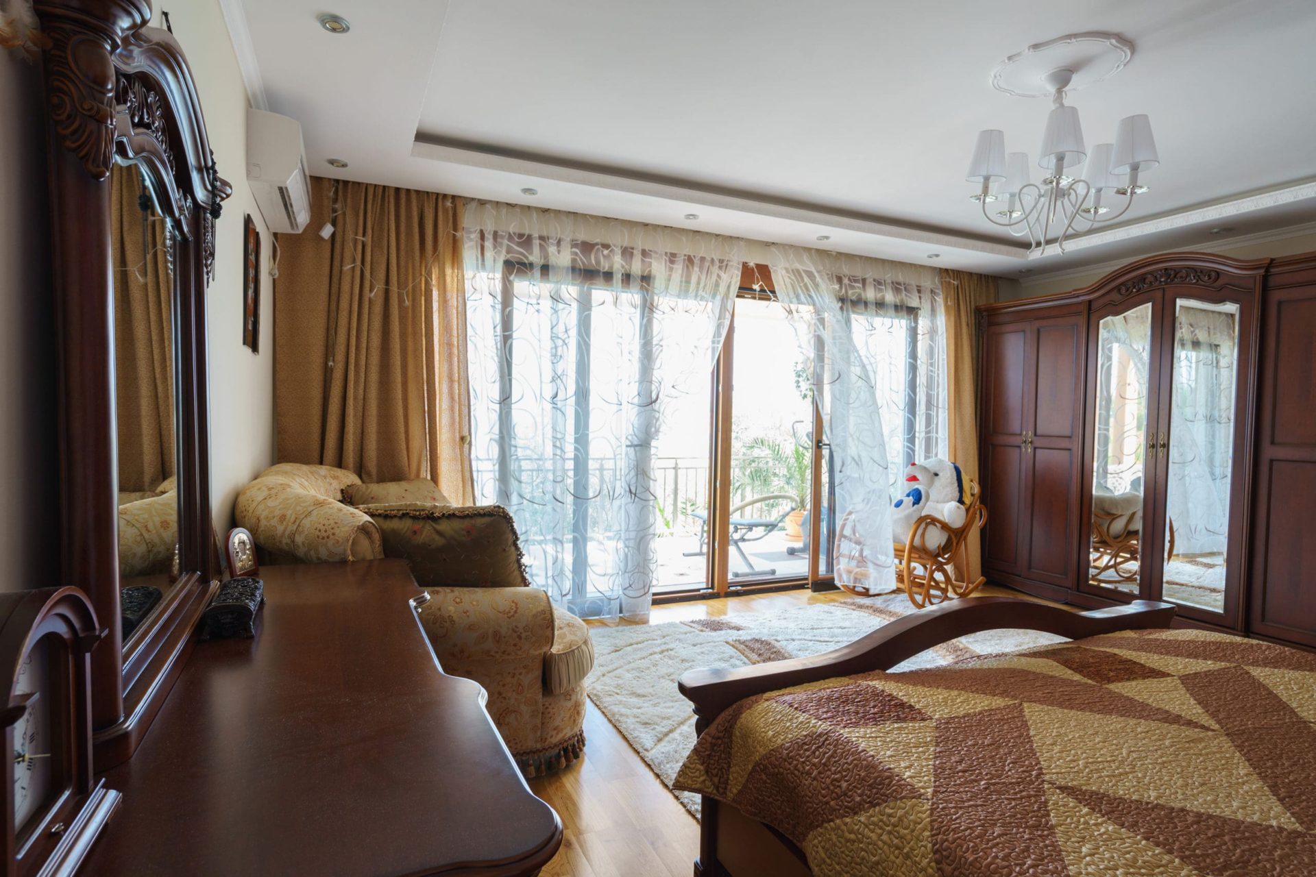 Ratac Bar'da Satılık Lüks Villa — Karadağ