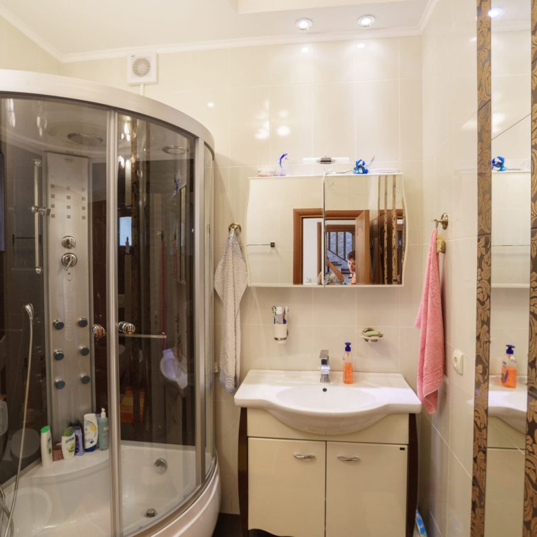 Ratac Bar'da Satılık Lüks Villa — Karadağ