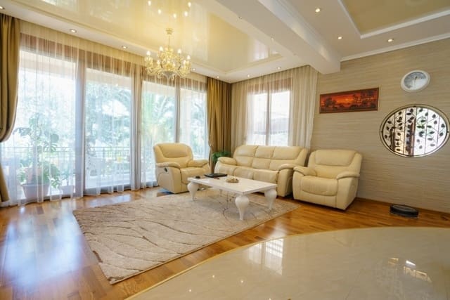 Ratac Bar'da Satılık Lüks Villa — Karadağ