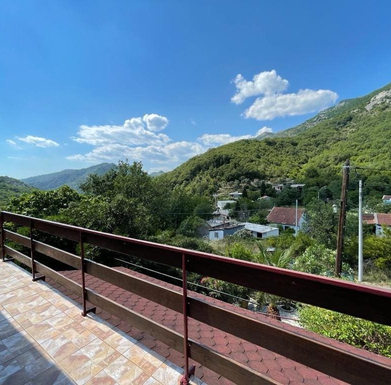 House for sale in Montenegro-Djurmani — Montenegro