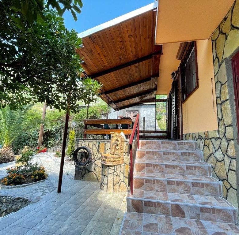 House for sale in Montenegro-Djurmani — Montenegro
