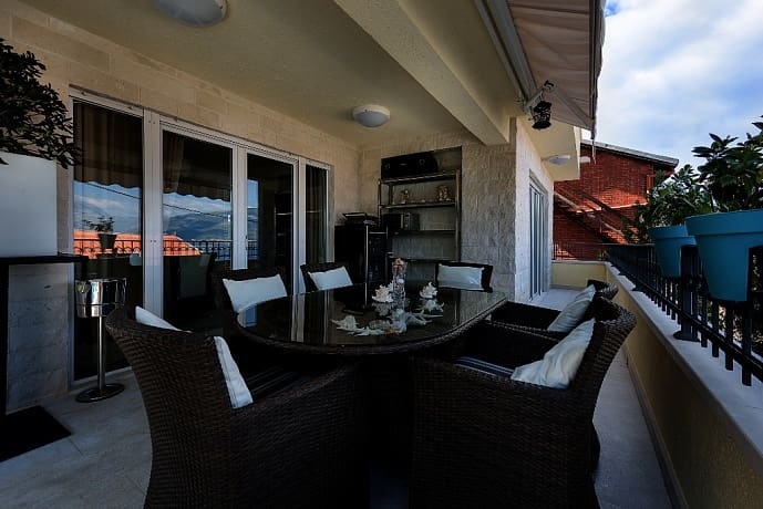 Villa for sale in Krasici-Tivat — Montenegro