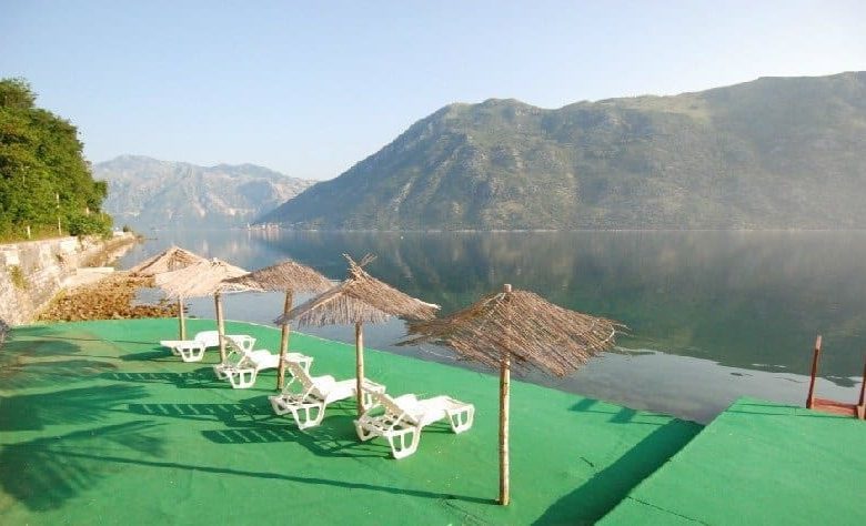 Karadağ-Stoliv'de satılık otel — Karadağ
