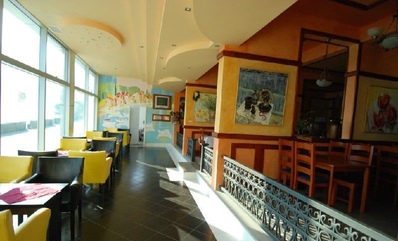 Karadağ-Stoliv'de satılık otel — Karadağ