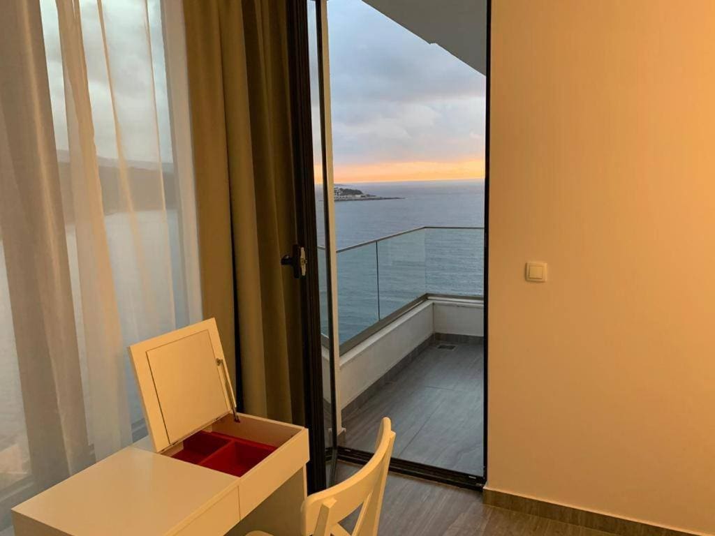 Waterfront apartments in Dobra Voda-Bar — Montenegro