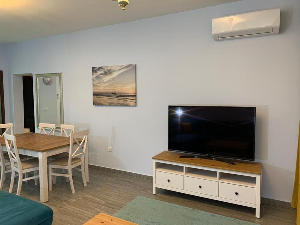 Waterfront apartments in Dobra Voda-Bar — Montenegro