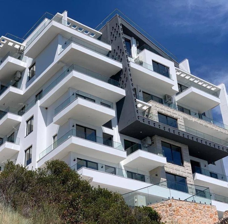 Waterfront apartments in Dobra Voda-Bar — Montenegro