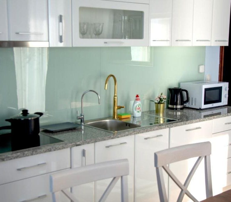 Waterfront apartments in Dobra Voda-Bar — Montenegro
