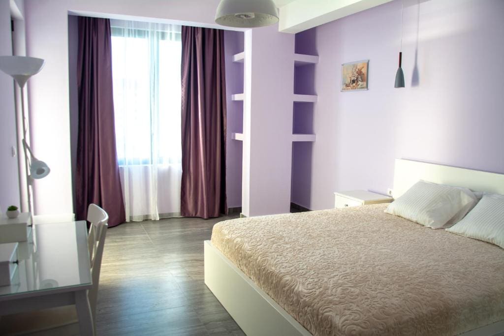 Waterfront apartments in Dobra Voda-Bar — Montenegro