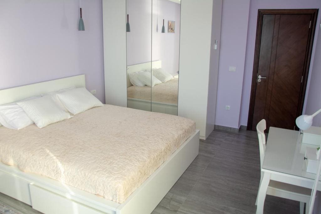 Waterfront apartments in Dobra Voda-Bar — Montenegro