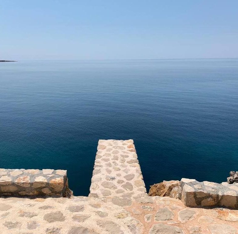 Waterfront apartments in Dobra Voda-Bar — Montenegro