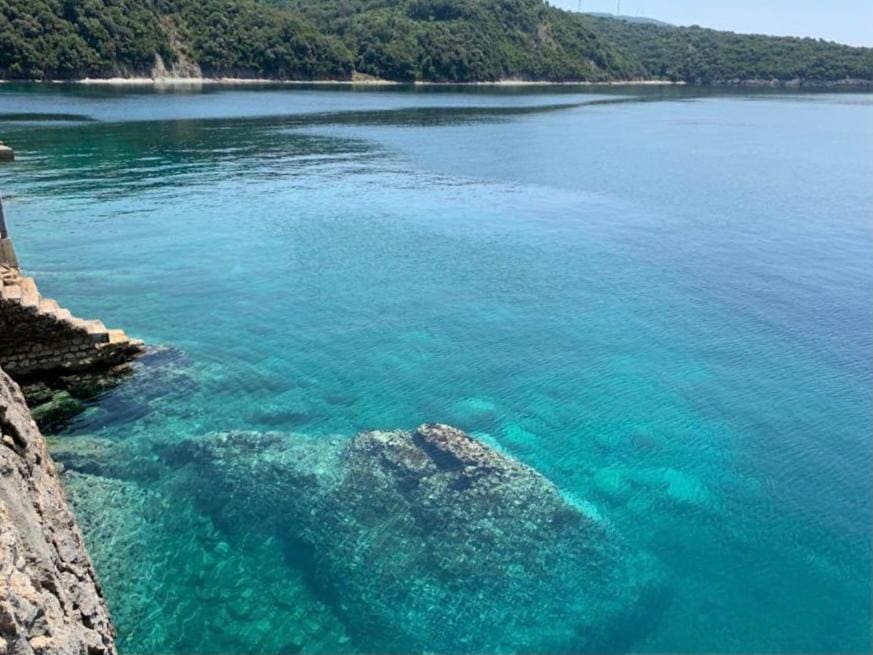Waterfront apartments in Dobra Voda-Bar — Montenegro