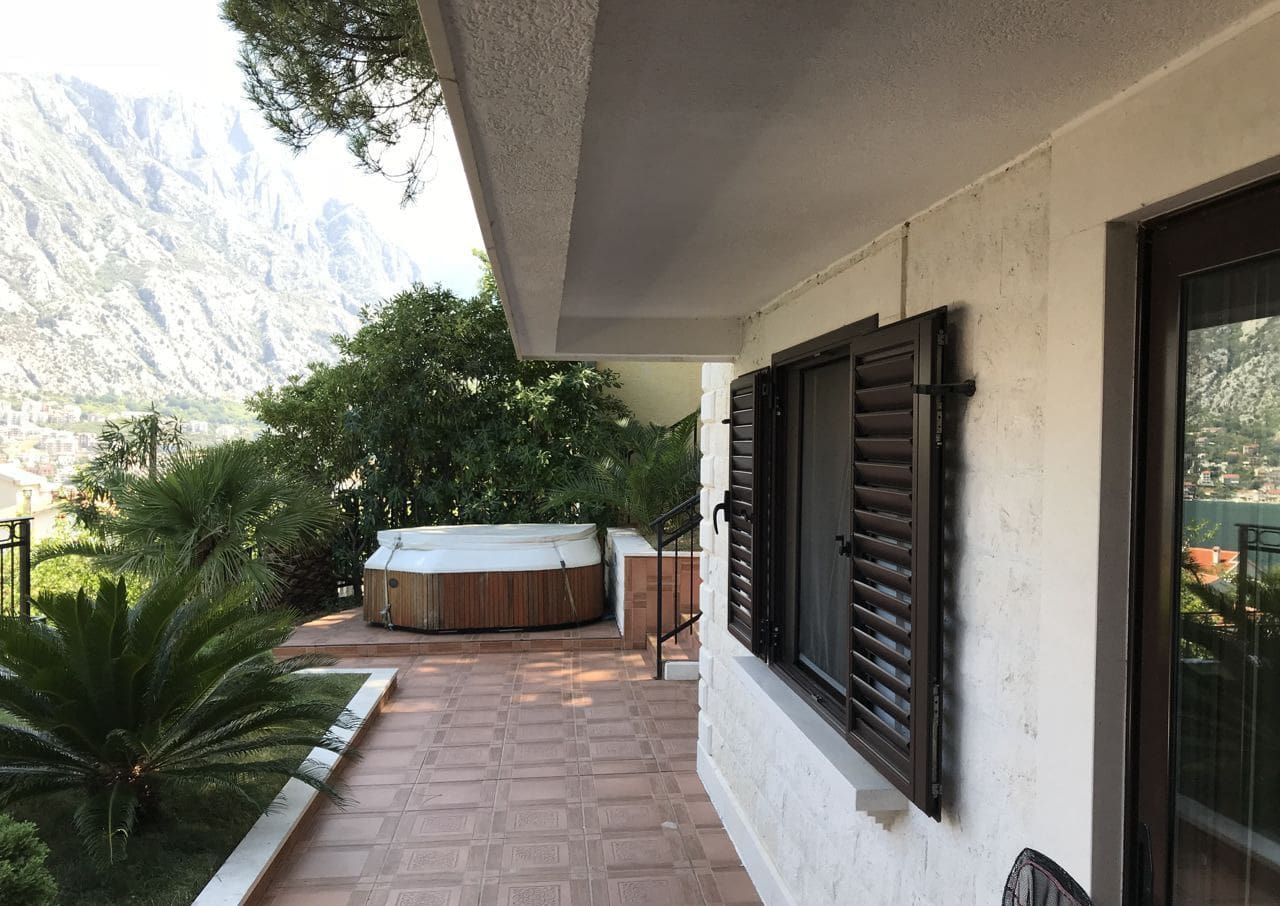House for sale in Prcanj — Montenegro
