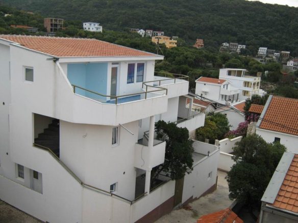 Dom nad morzem w Utjeha