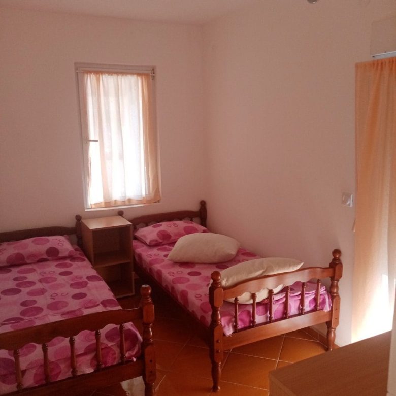 Haus am Meer in Utjeha — Montenegro