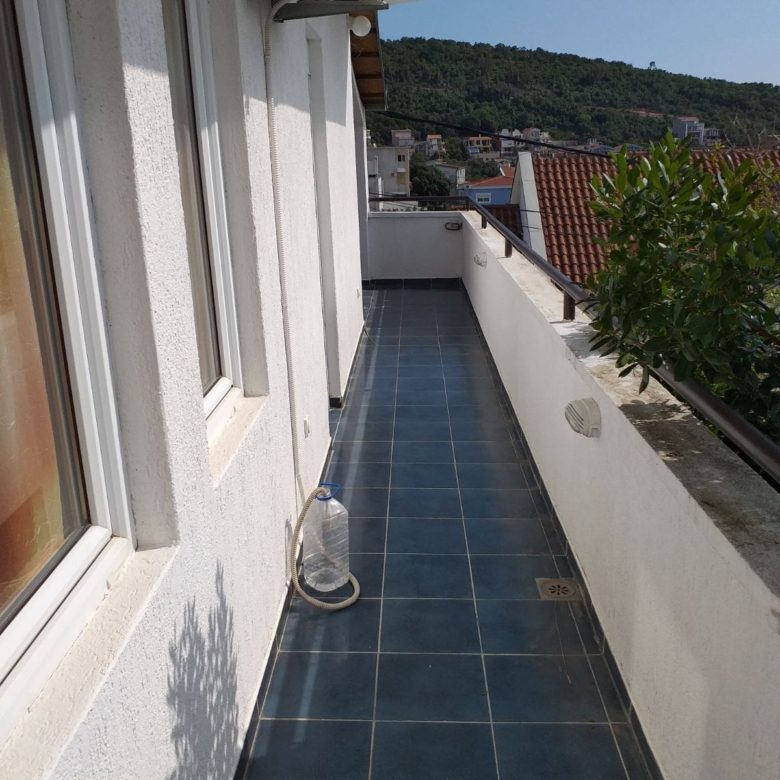 Haus am Meer in Utjeha — Montenegro