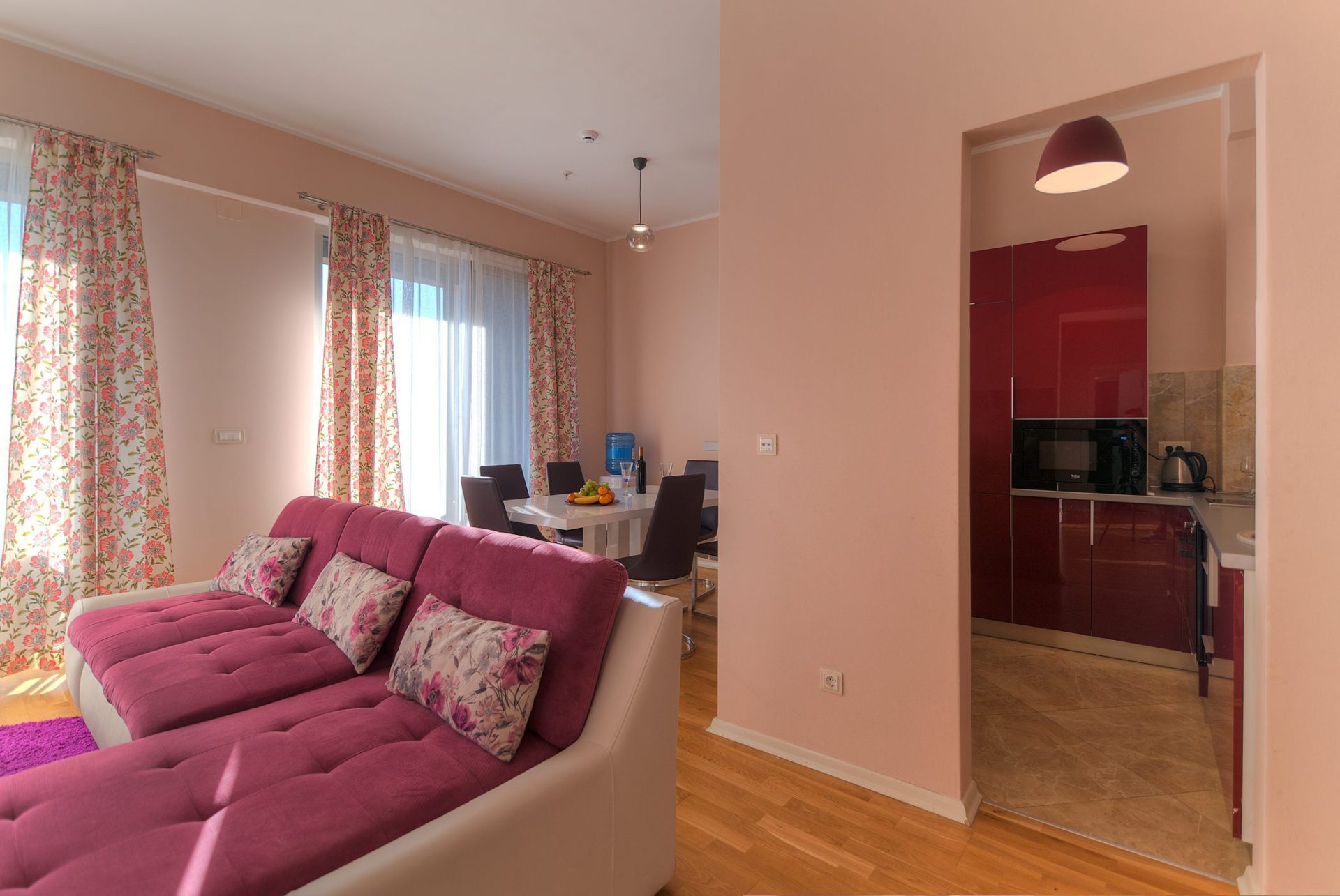 Becici'de satılık üç yatak odalı daire - 104 m² — Karadağ