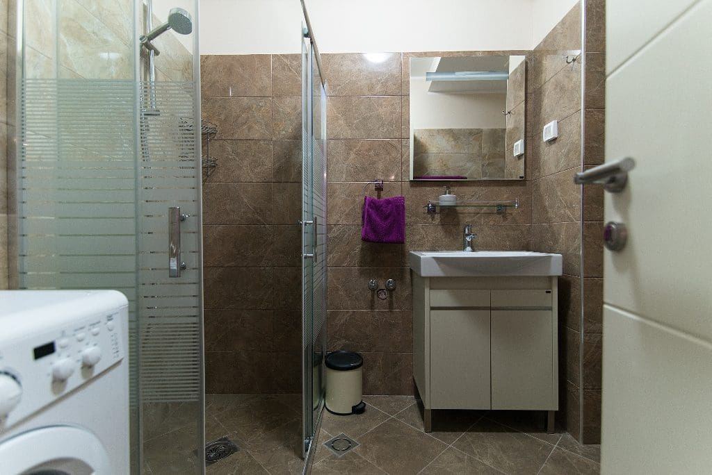 Luxuswohnung in Becici zu verkaufen — Montenegro