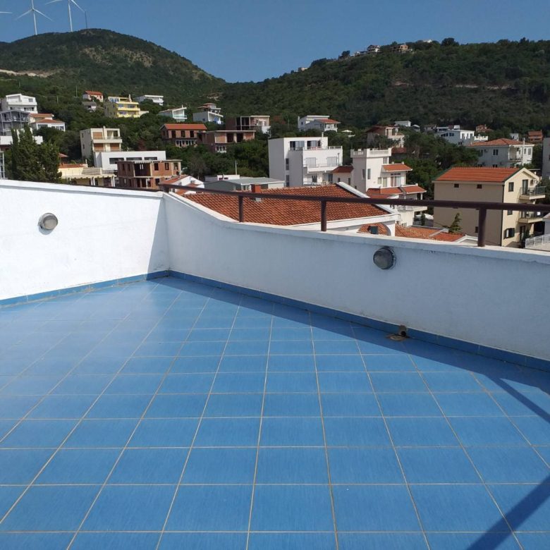 Haus am Meer in Utjeha — Montenegro