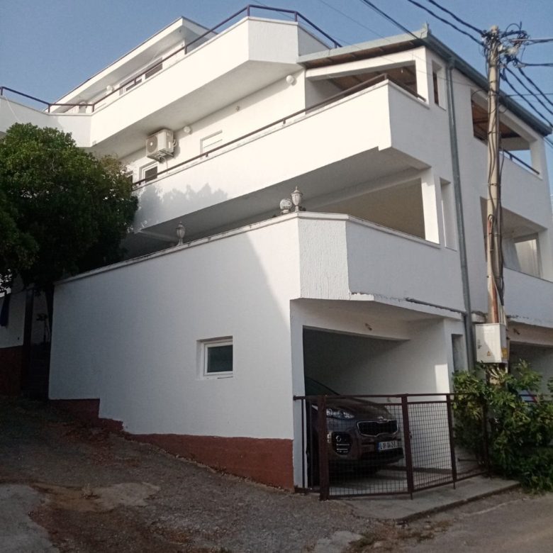 Haus am Meer in Utjeha — Montenegro