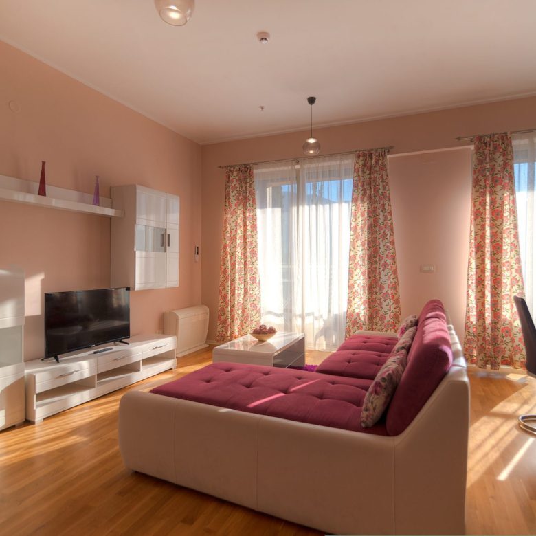 Becici'de satılık üç yatak odalı daire - 104 m² — Karadağ