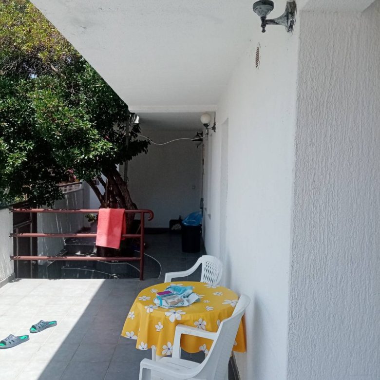 Haus am Meer in Utjeha — Montenegro