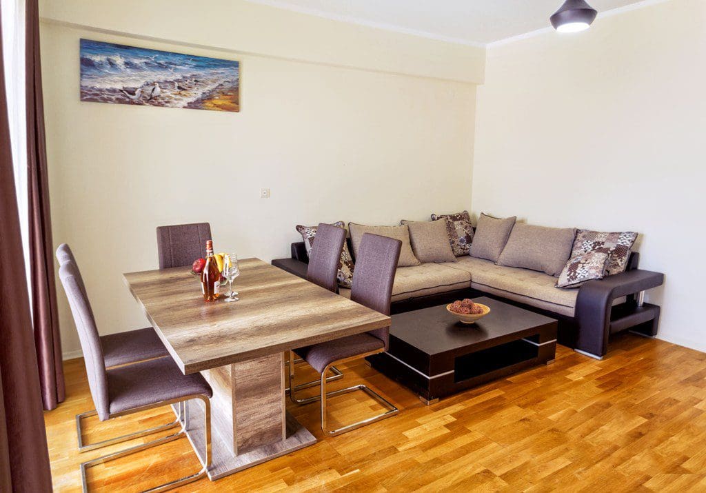 Zweizimmerwohnung in Becici — Montenegro