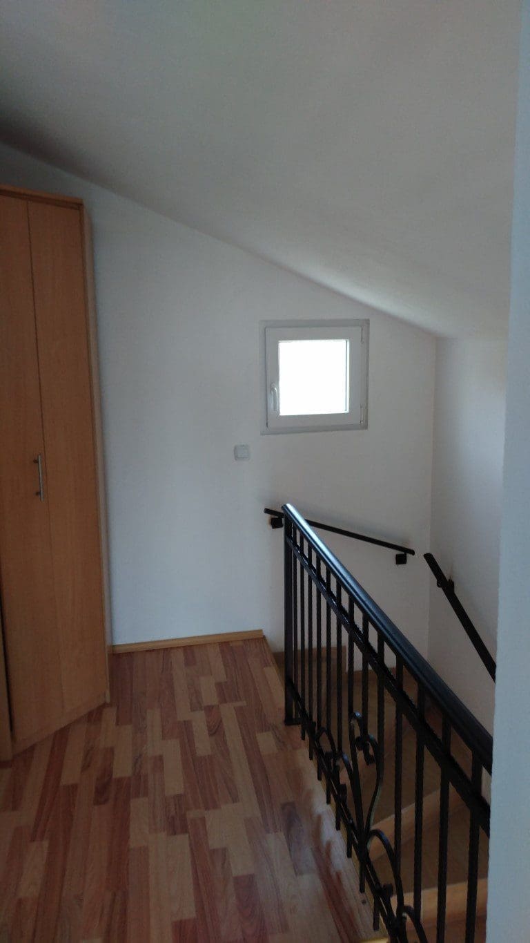 Haus in Kruče zu verkaufen — Montenegro