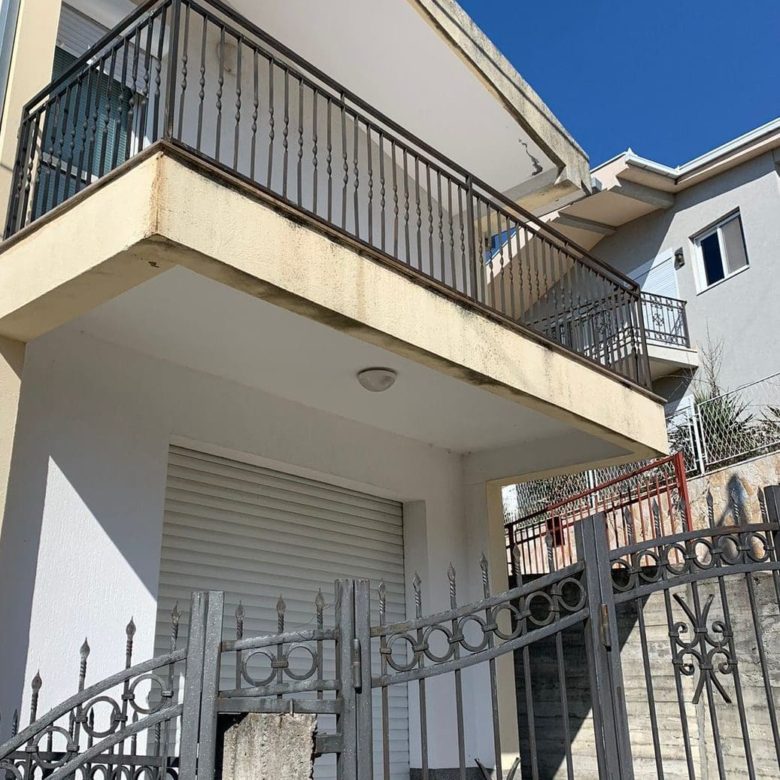 House 128sqm and apartment 71sqm for sale — Montenegro