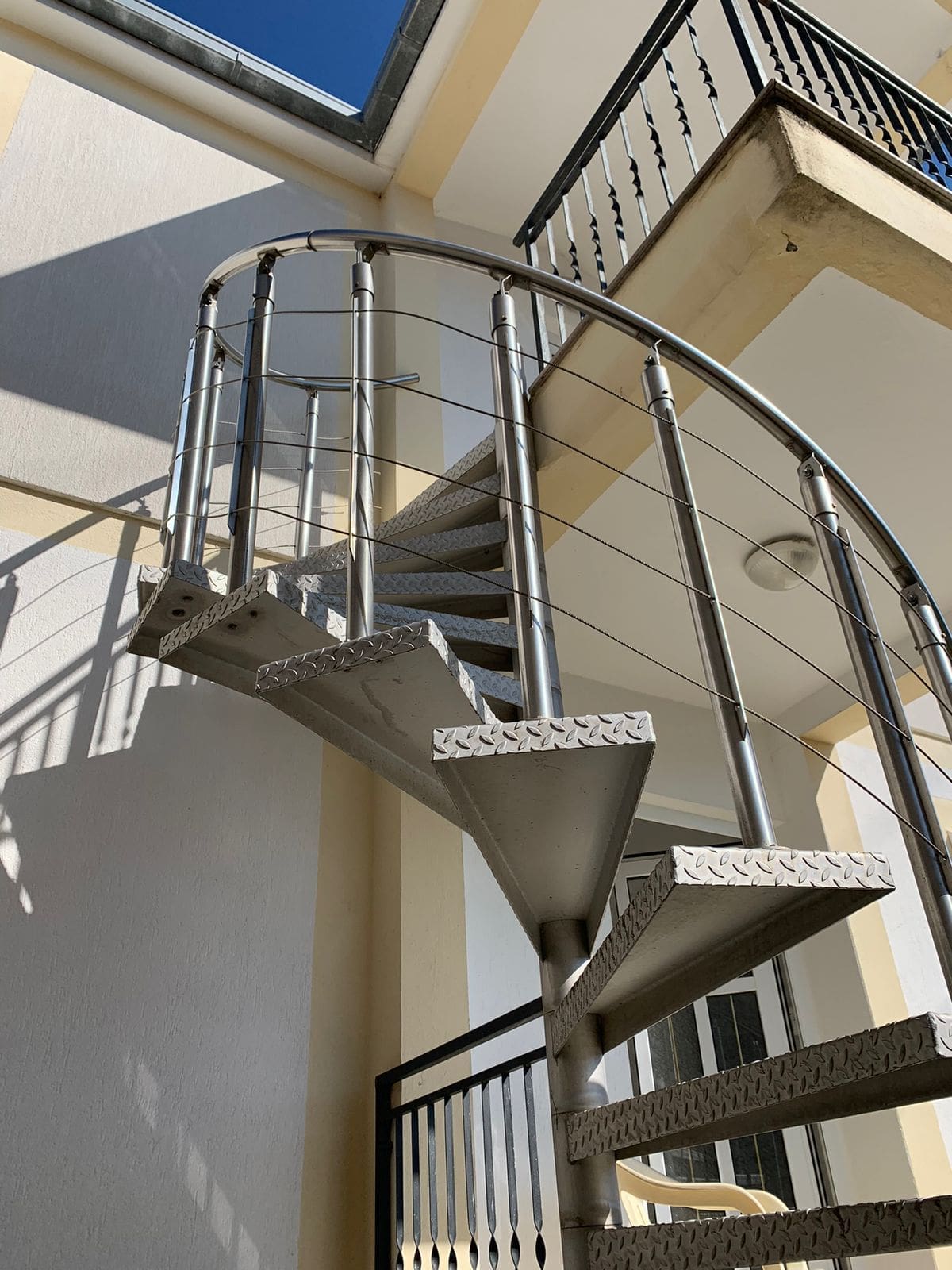 House 128sqm and apartment 71sqm for sale — Montenegro