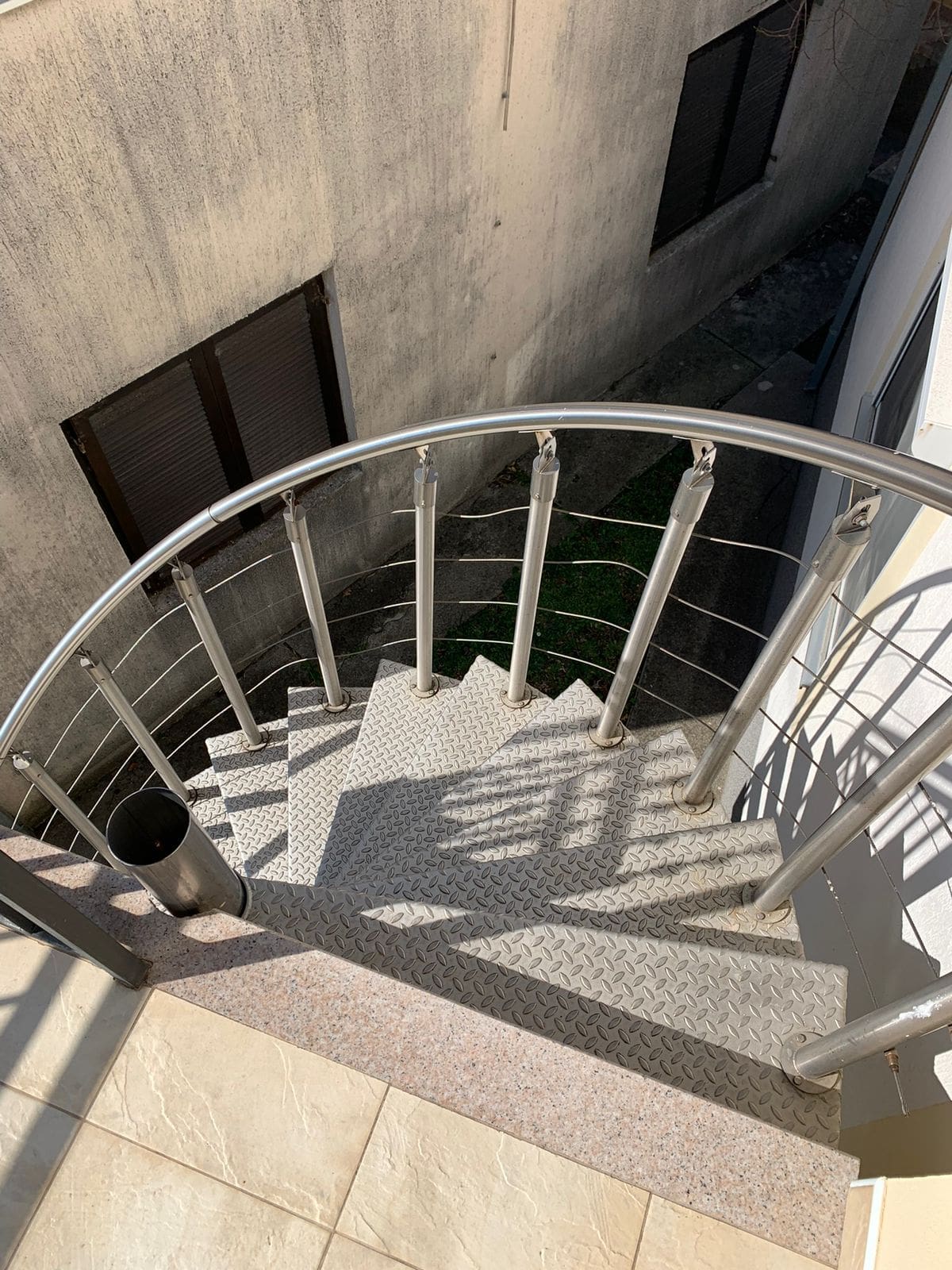 House 128sqm and apartment 71sqm for sale — Montenegro