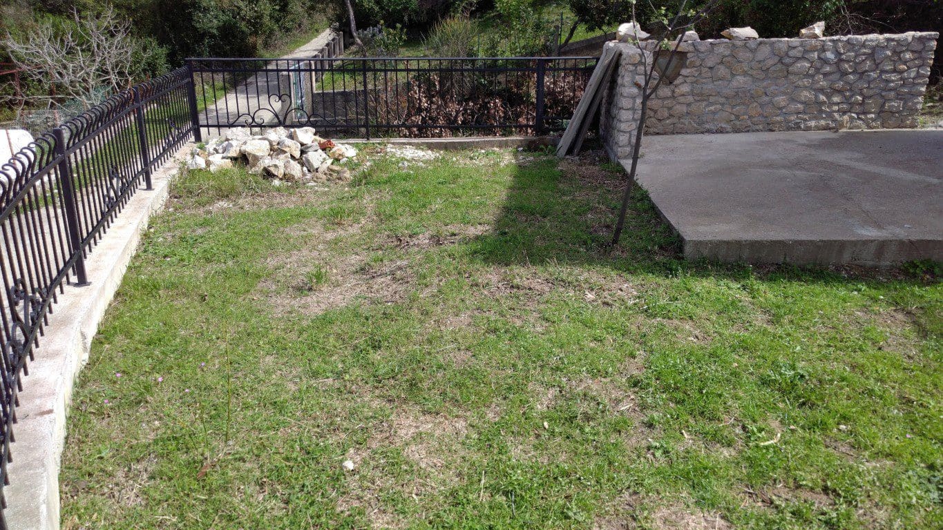 Haus in Kruče zu verkaufen — Montenegro