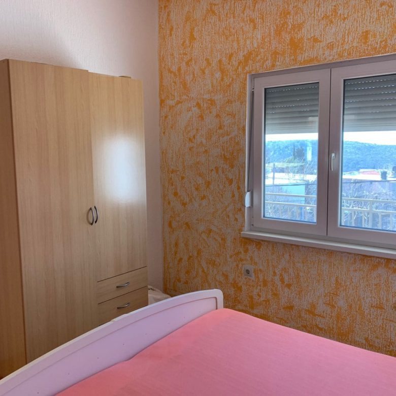 House 128sqm and apartment 71sqm for sale — Montenegro