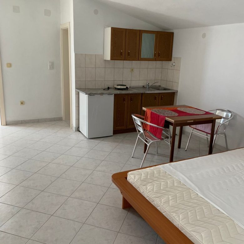 House 128sqm and apartment 71sqm for sale — Montenegro