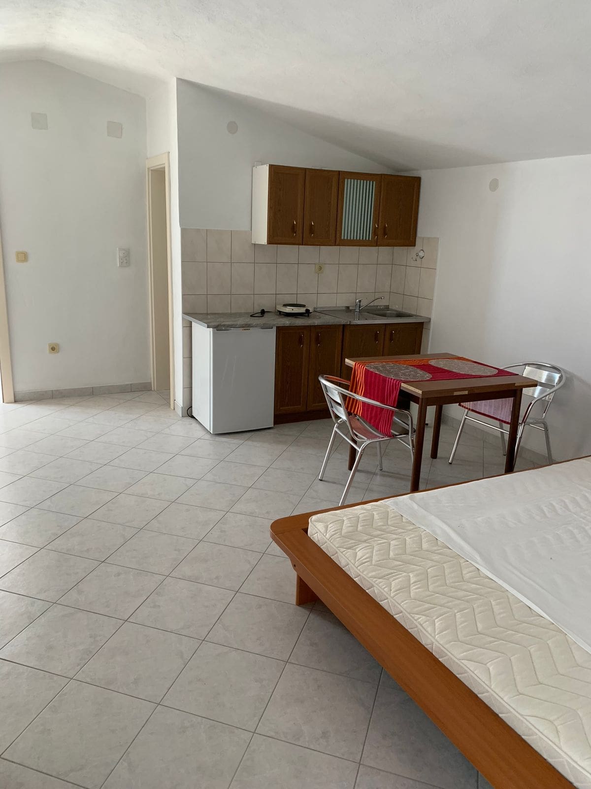 House 128sqm and apartment 71sqm for sale — Montenegro