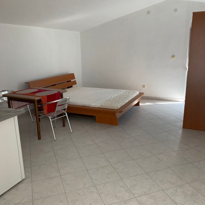House 128sqm and apartment 71sqm for sale — Montenegro