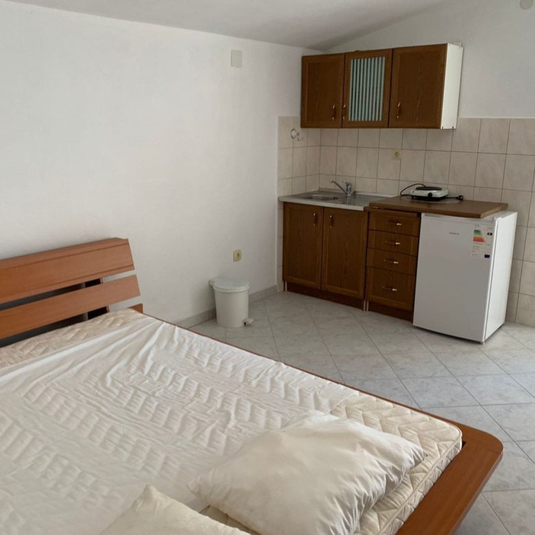 House 128sqm and apartment 71sqm for sale — Montenegro