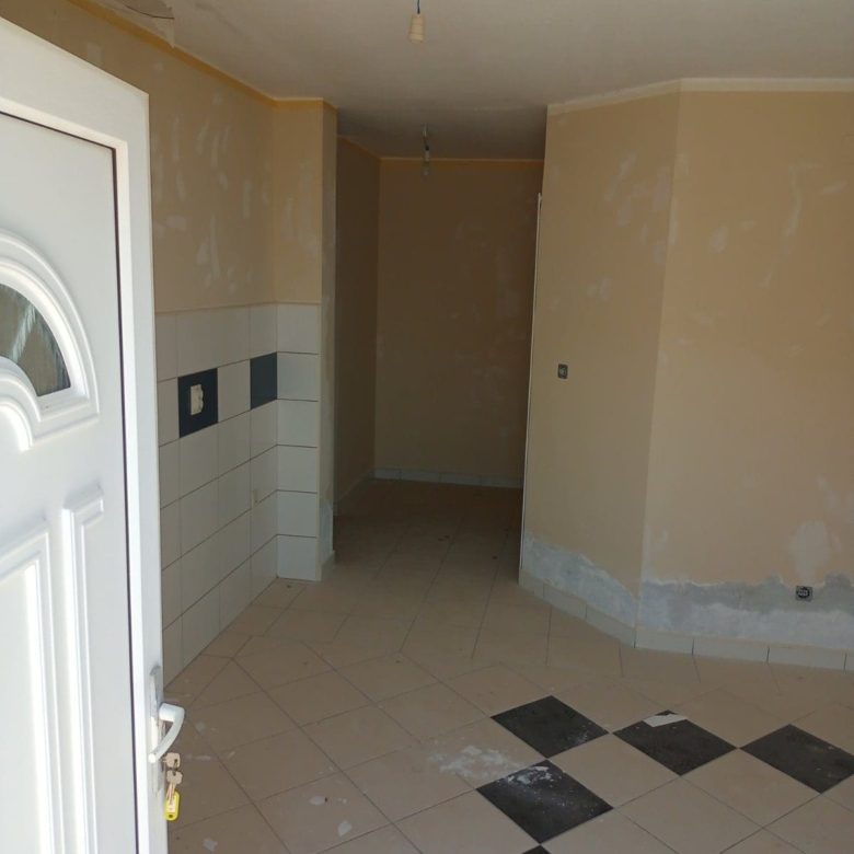 Willa z apartamentami w pobliżu Igalo — Czarnogóra