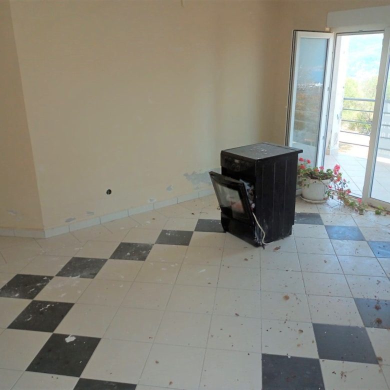Willa z apartamentami w pobliżu Igalo — Czarnogóra