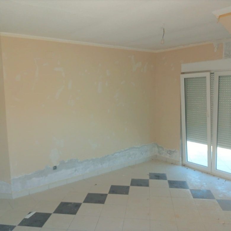 Willa z apartamentami w pobliżu Igalo — Czarnogóra