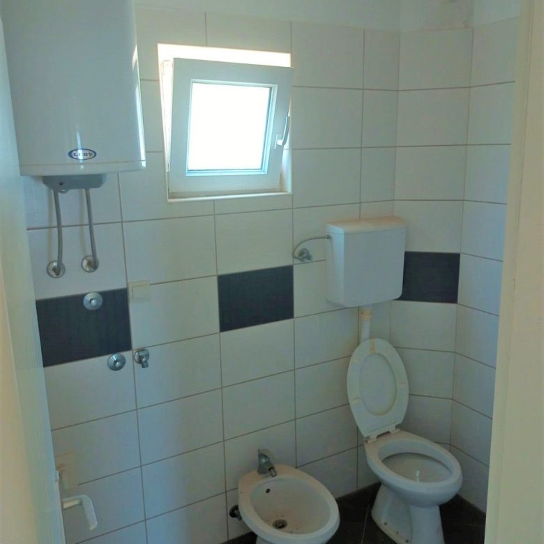 Willa z apartamentami w pobliżu Igalo — Czarnogóra