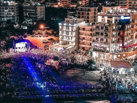 Seafront hotel for sale in Dobra Voda