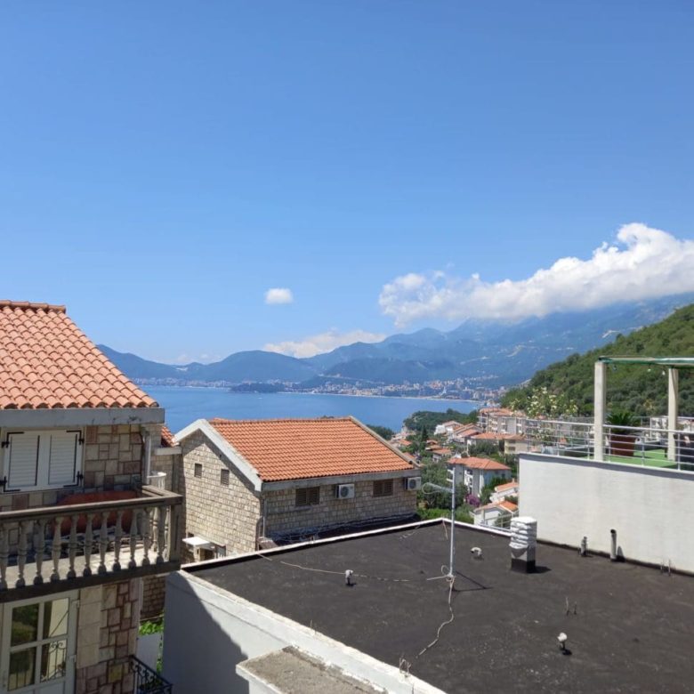 Stan na prodaju u Svetom Stefanu — Crna Gora